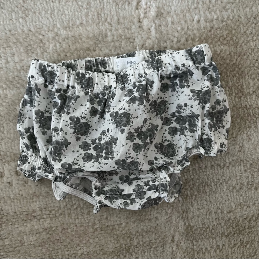 MANGO baby floral ruffle dress with bloomers - Picture 5 of 5